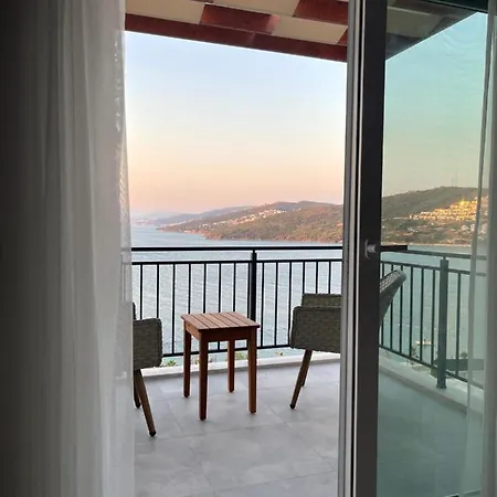 Front Apartman